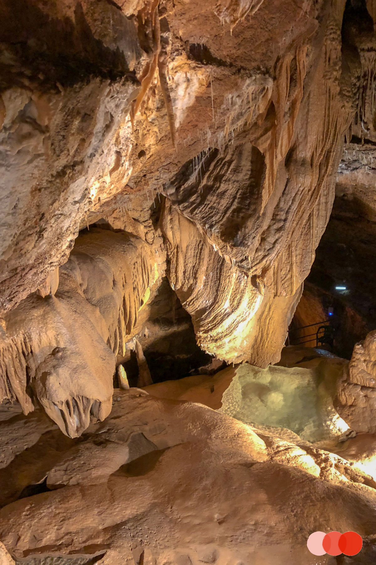 Höhlenwelt in Südfrankreich