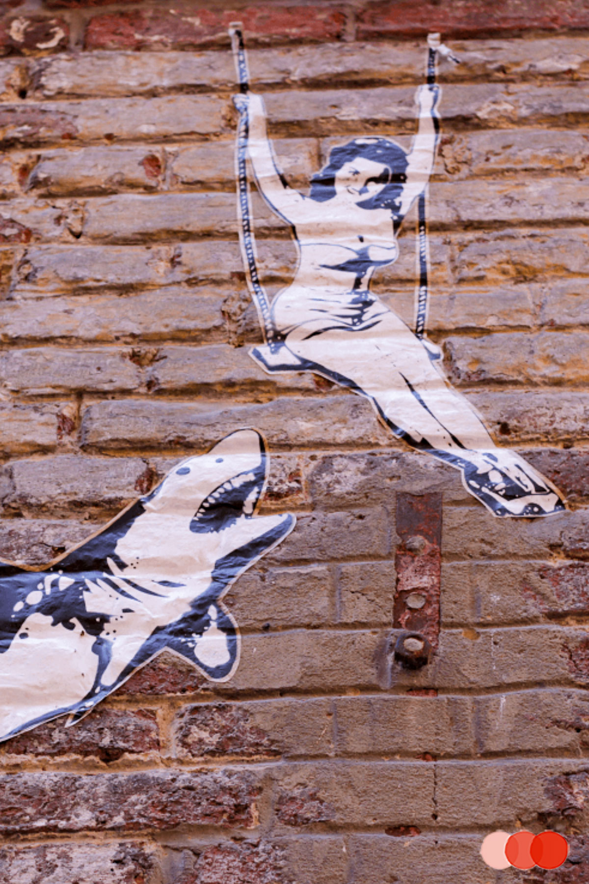 Frau und Hai, Street Art in Namur