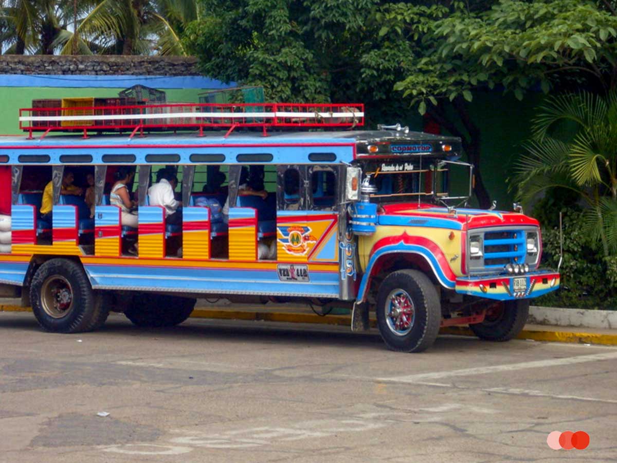 Typischer Bus im Süden, Kolumbien