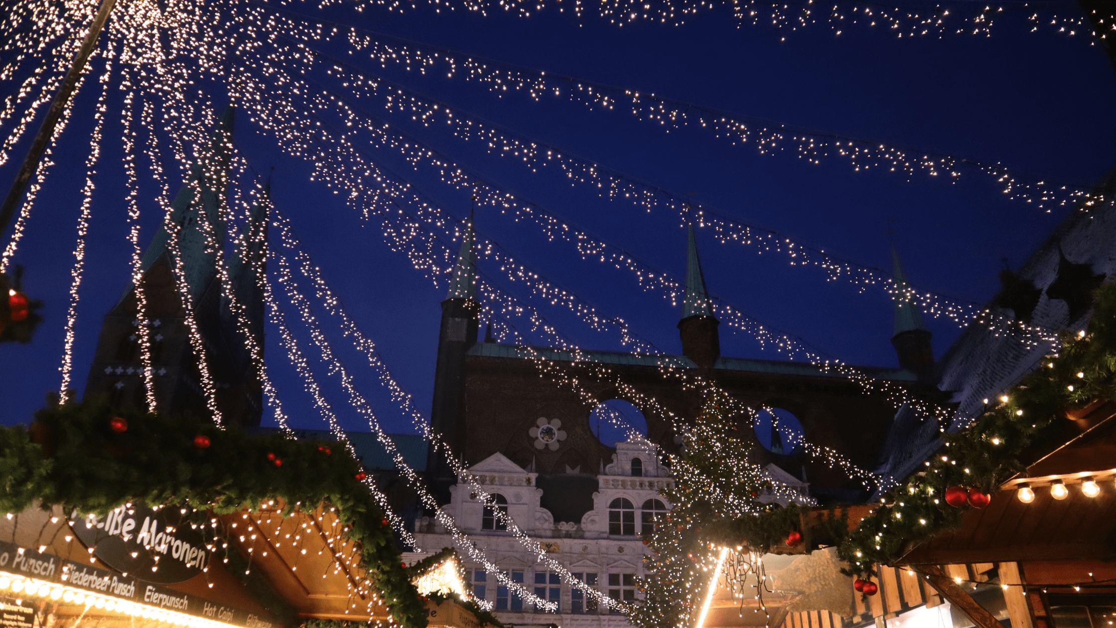 8 bezaubernde Weihnachtsmärkte in Deutschland, die Du diesen Dezember besuchen solltest